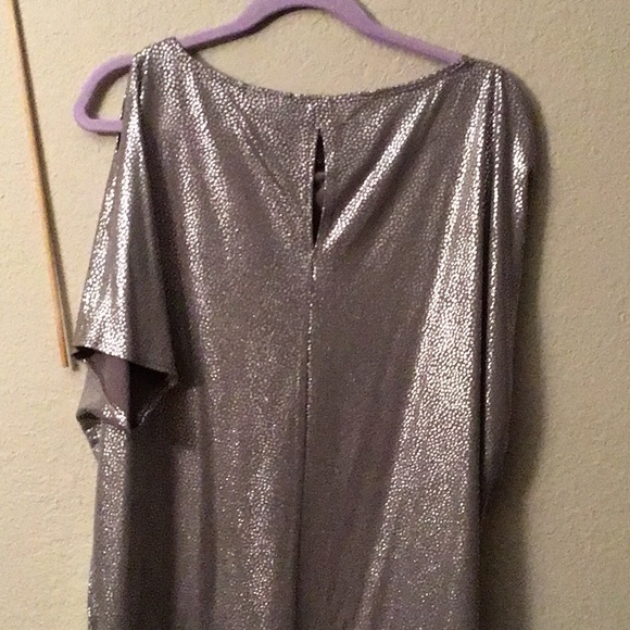 Metallic silver midi/mini sheath dress with open short sleeves, M - Picture 7 of 7